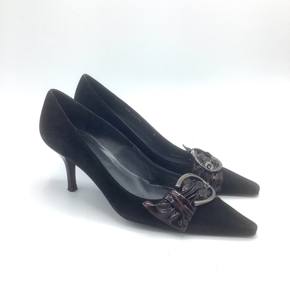 Stuart Weitzman Black Pointed Toe Buckle Suede Heels 7 - Picture 2 of 16